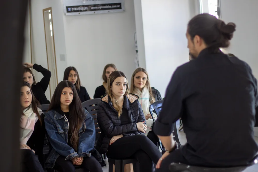 Acompanamiento de carrera en produccion fotografica